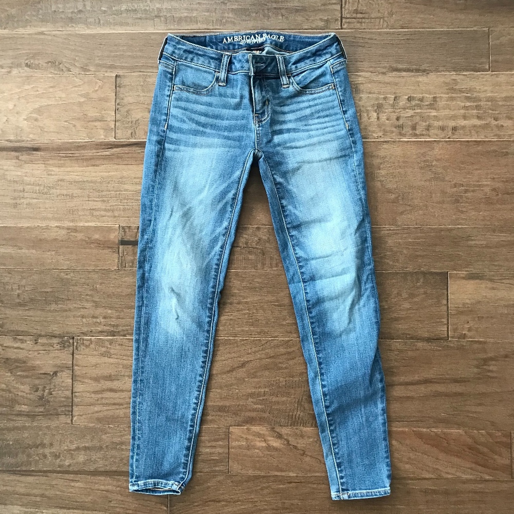 American Eagle Super Low Jegging